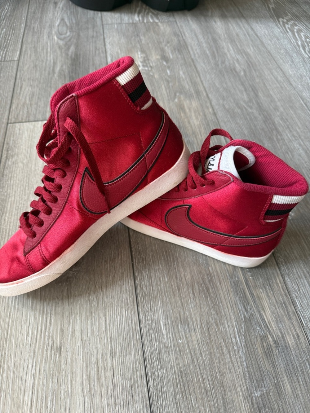 Nike Blazer Mid Premium in “Red Crush” Satin - Picture 6 of 13